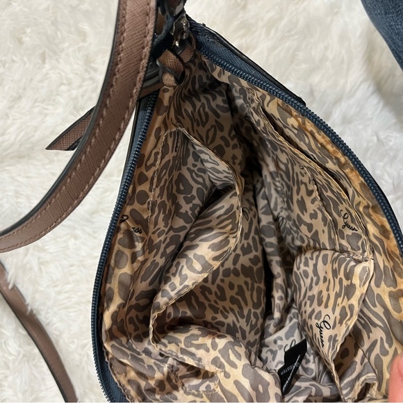 Vintage‎ y2k Guess Purse

Blue Guess y2k denim navy - Picture 5 of 5